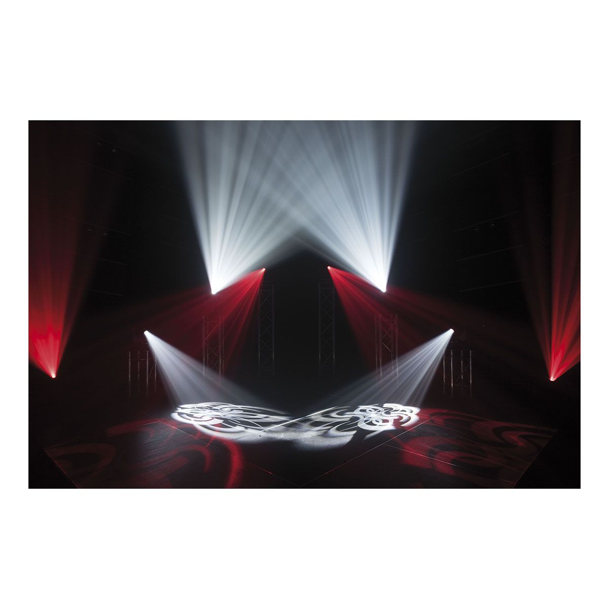 Showtec Phantom 130 Spot wit Showtec Phantom 130 Spot wit