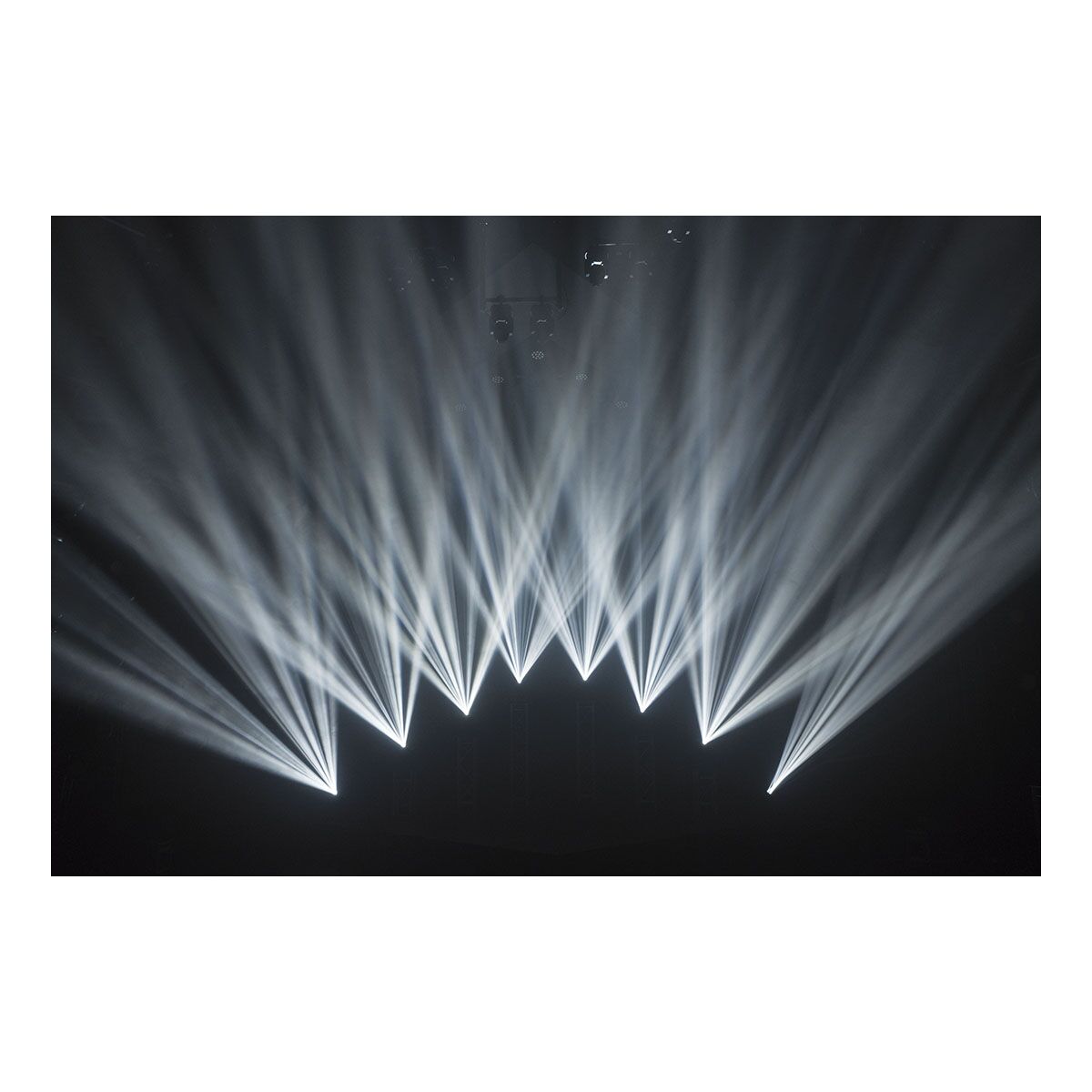 Showtec Phantom 130 Spot wit Showtec Phantom 130 Spot wit