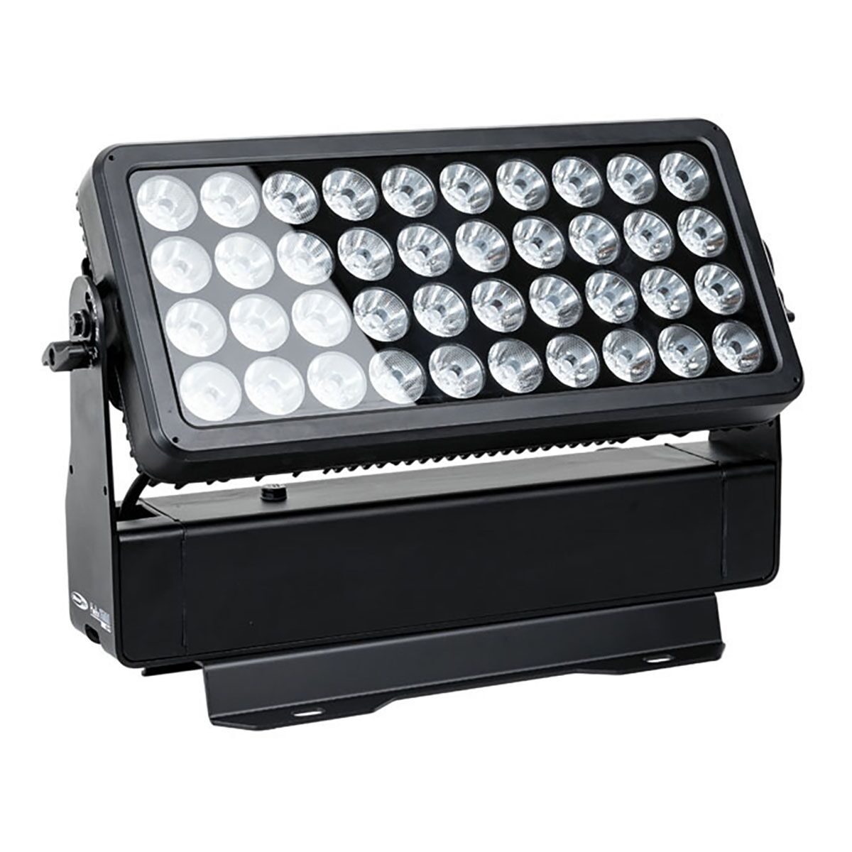 Showtec Helix S5000 Q4 40x 10 W RGBW LED Washer voor buitenlocaties (CRMX & WDMX) Showtec Helix S5000 Q4 40x 10 W RGBW LED Washer voor buitenlocaties (CRMX & WDMX)