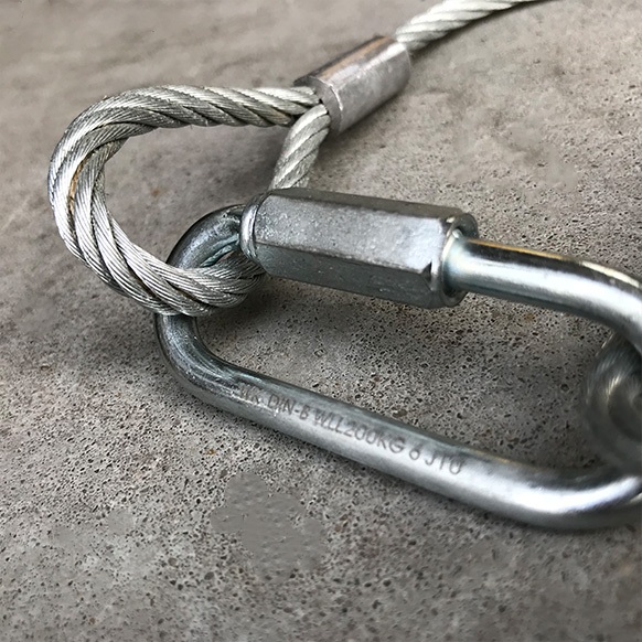 B-stock veiligheidskabel 30cm 6mm met karabijnhaak WLL 200KG B-stock veiligheidskabel 30cm 6mm met karabijnhaak WLL 200KG