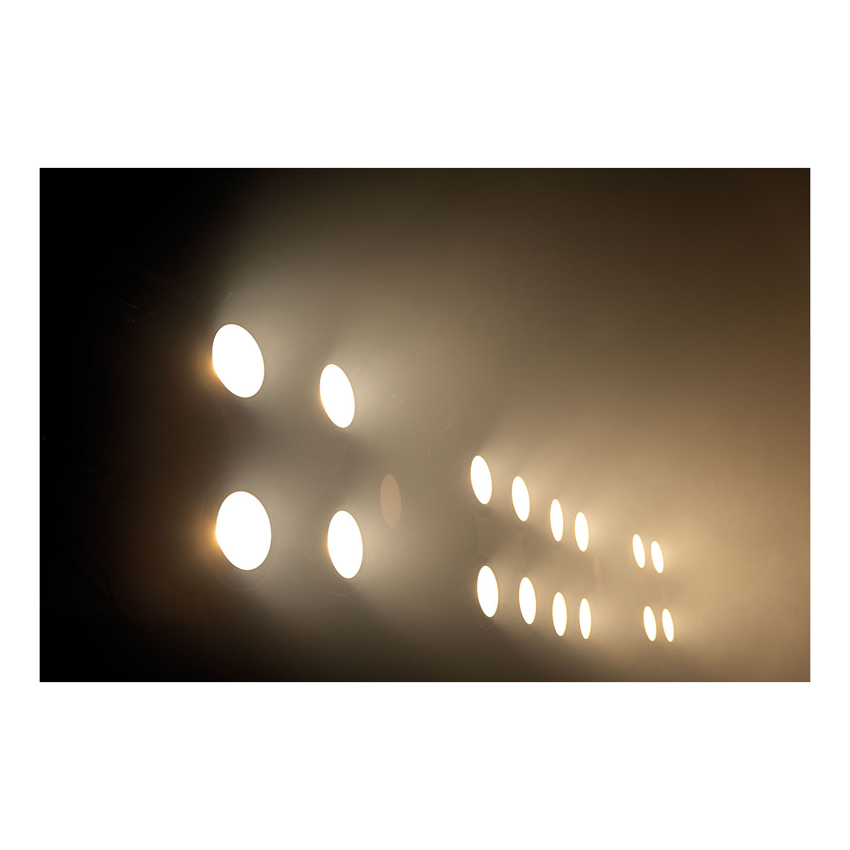 Showtec Stage Blinder 4 LED - CW / WW Showtec Stage Blinder 4 LED - CW / WW