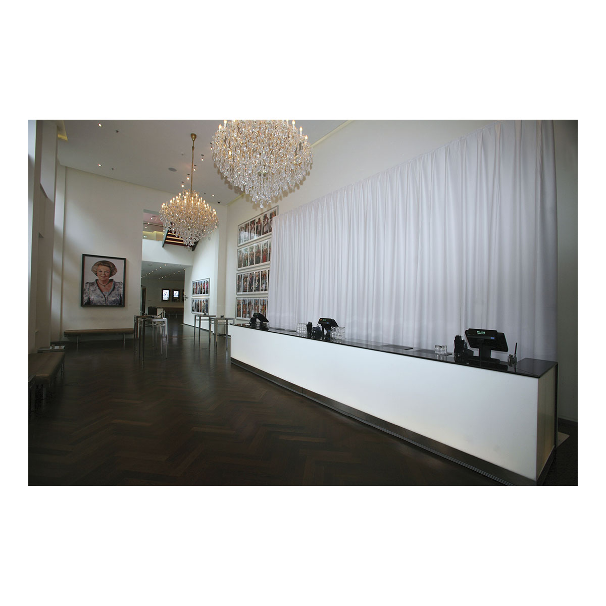 WENTEX® Pipe & Drape Medium Gloss Satin gordijn 300x300cm (bxh) 165 gram/m² geplooid - wit WENTEX® Pipe & Drape Medium Gloss Satin gordijn 300x300cm (bxh) 165 gram/m² geplooid - wit