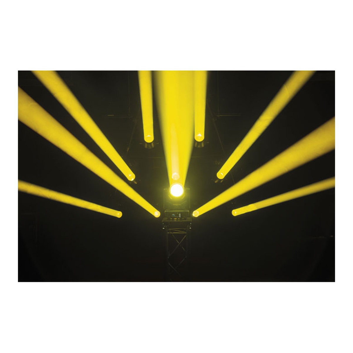 Showtec Shark - The Meg - Beam One Compacte 100W LED Beam Moving Head Showtec Shark - The Meg - Beam One Compacte 100W LED Beam Moving Head