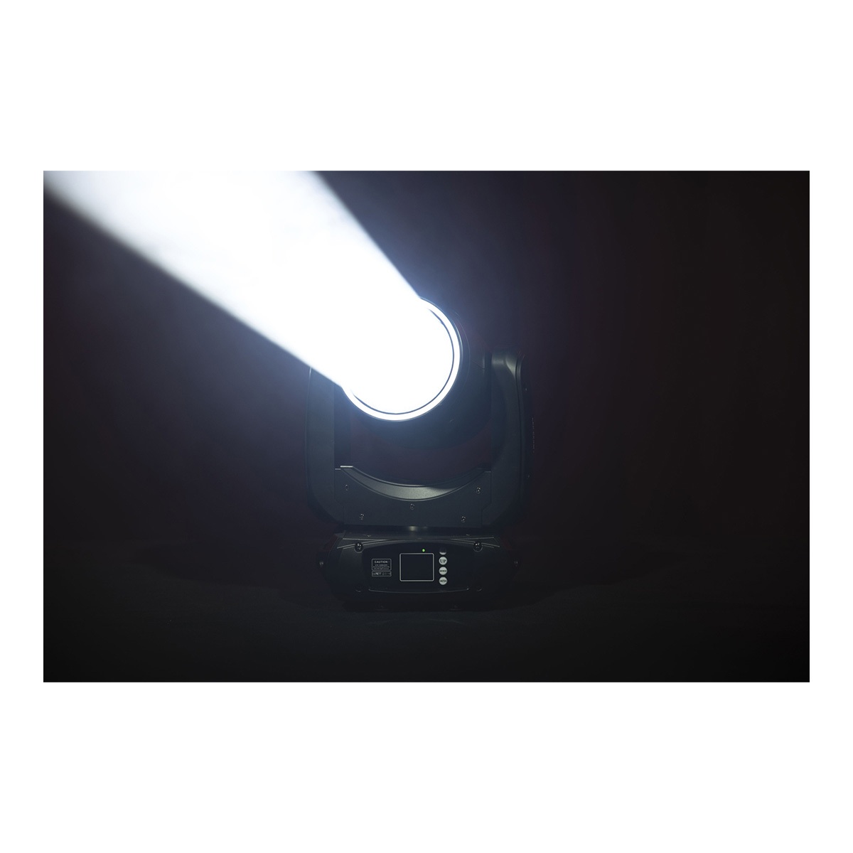 Showtec Shark - The Meg - Beam One Compacte 100W LED Beam Moving Head Showtec Shark - The Meg - Beam One Compacte 100W LED Beam Moving Head