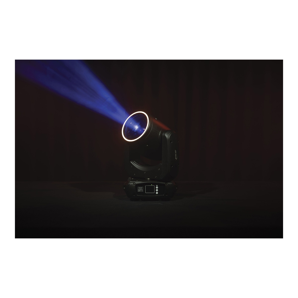 Showtec Shark - The Meg - Beam One Compacte 100W LED Beam Moving Head Showtec Shark - The Meg - Beam One Compacte 100W LED Beam Moving Head