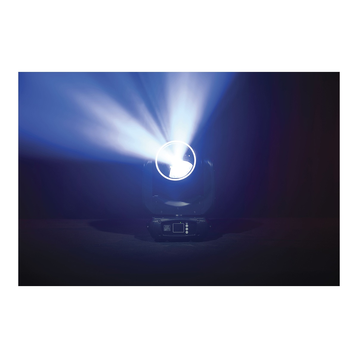 Showtec Shark - The Meg - Beam One Compacte 100W LED Beam Moving Head Showtec Shark - The Meg - Beam One Compacte 100W LED Beam Moving Head