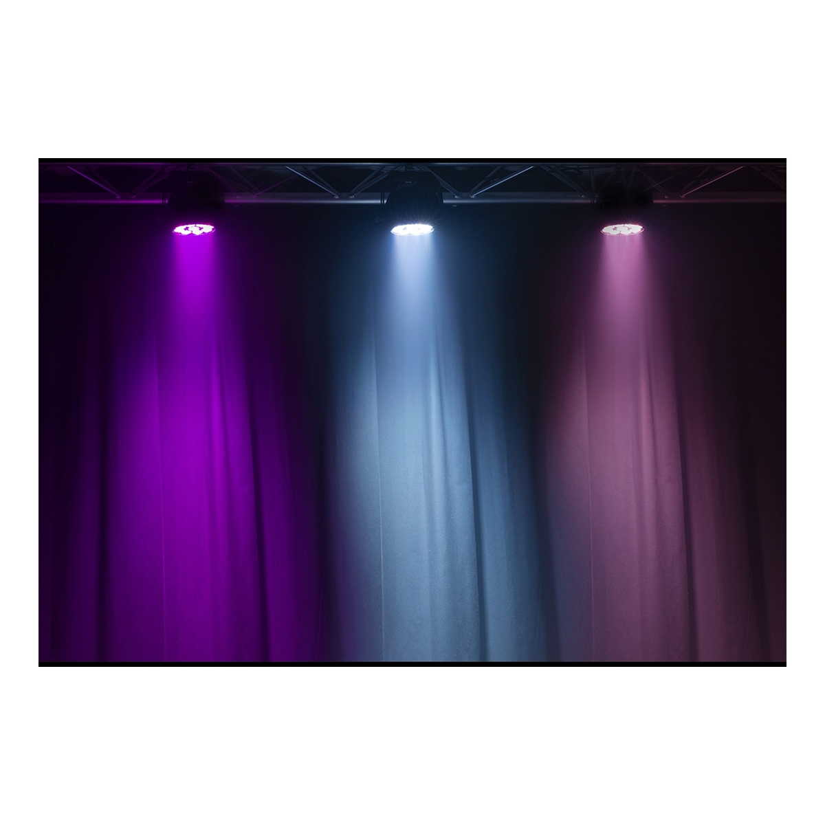 BeamZ WBP912IP aluminium accu LED par RGBAW-UV - 9x 12W BeamZ WBP912IP aluminium accu LED par RGBAW-UV - 9x 12W