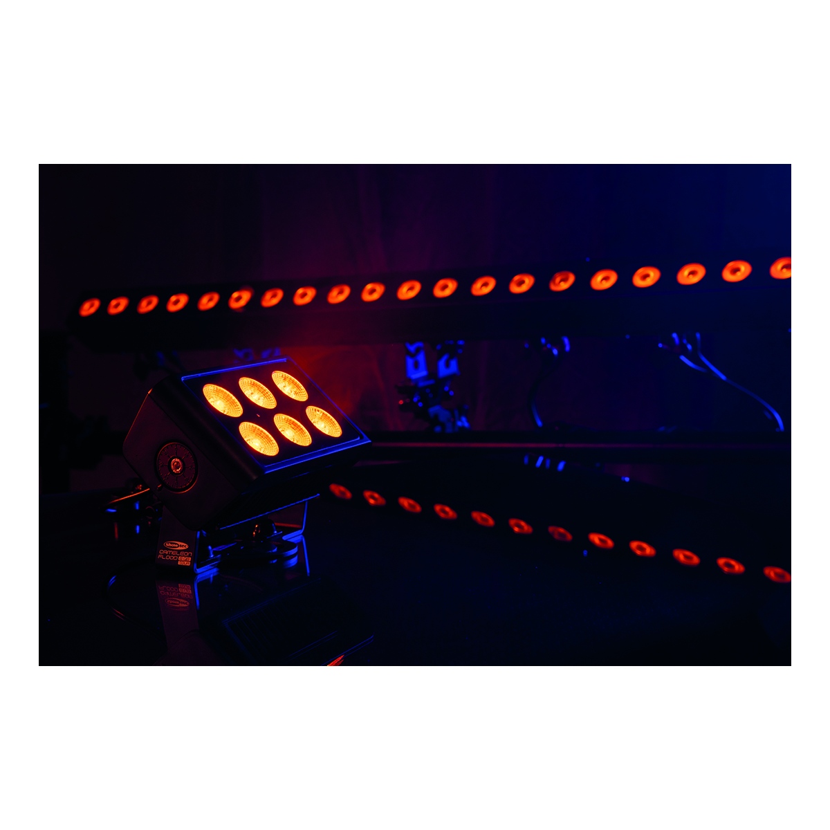 Showtec Cameleon Flood 6 Q6 Tour 6x 10 W RGBWA-UV LED Flood - Power Pro True Showtec Cameleon Flood 6 Q6 Tour 6x 10 W RGBWA-UV LED Flood - Power Pro True