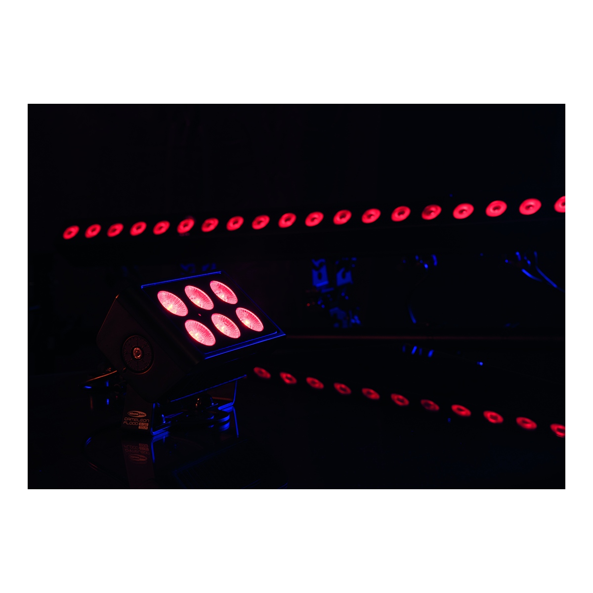 Showtec Cameleon Flood 6 Q6 Tour 6x 10 W RGBWA-UV LED Flood - Power Pro True Showtec Cameleon Flood 6 Q6 Tour 6x 10 W RGBWA-UV LED Flood - Power Pro True