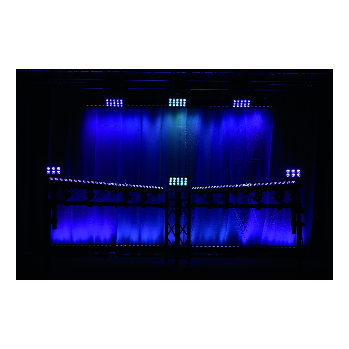 Showtec Cameleon Flood 6 Q6 Tour 6x 10 W RGBWA-UV LED Flood - Power Pro True Showtec Cameleon Flood 6 Q6 Tour 6x 10 W RGBWA-UV LED Flood - Power Pro True