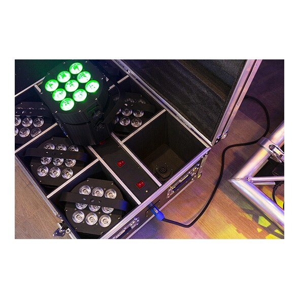 BeamZ Professional Uplight Set, 6 stuks in flightcase BeamZ Professional Uplight Set, 6 stuks in flightcase