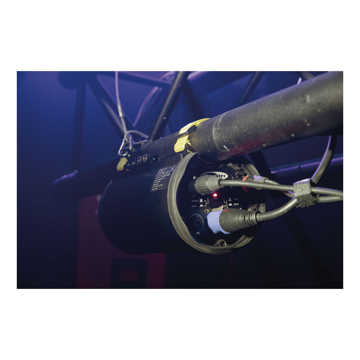 Showtec Truss Booster DMX- en RDM 3-polige XLR 1-6 Showtec Truss Booster DMX- en RDM 3-polige XLR 1-6