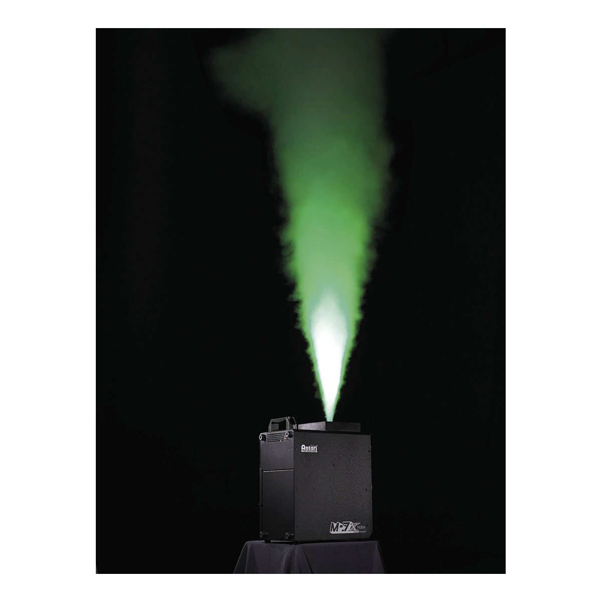 Antari M-7X 1500W Pro CO2 simulatie RGBA Fogger Antari M-7X 1500W Pro CO2 simulatie RGBA Fogger