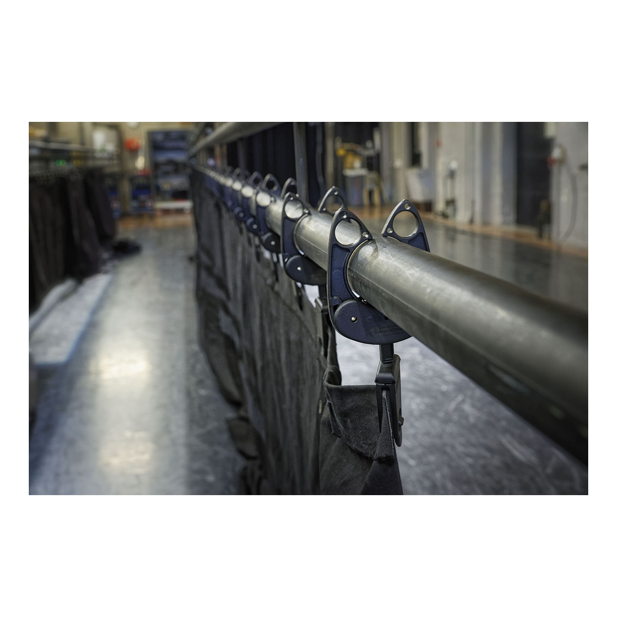 GripponTube gordijnklem 32-51 mm GripponTube gordijnklem 32-51 mm