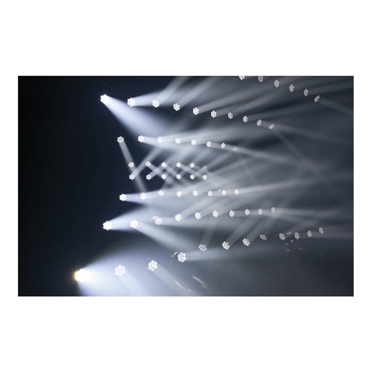 Infinity iW-741 RDM RGBW Wash - 5-pin DMX Infinity iW-741 RDM RGBW Wash - 5-pin DMX