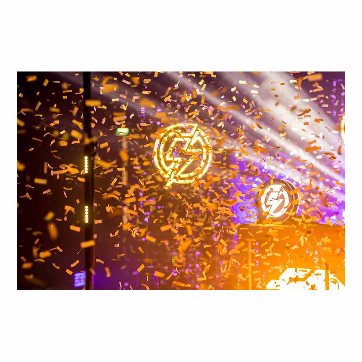 MAGICFX® CLUBBLOWER krachtige confetti wind machine 1500W MAGICFX® CLUBBLOWER krachtige confetti wind machine 1500W