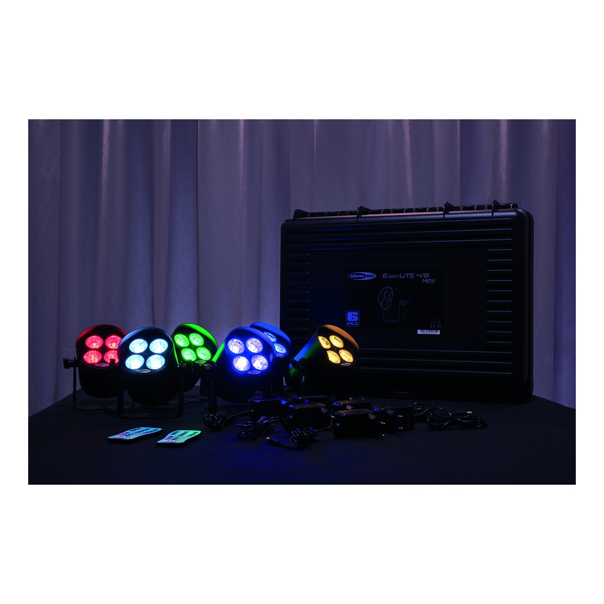 Showtec EventLITE 4/8 Mini Set Koffer incl. 6 x EventLITE Showtec EventLITE 4/8 Mini Set Koffer incl. 6 x EventLITE