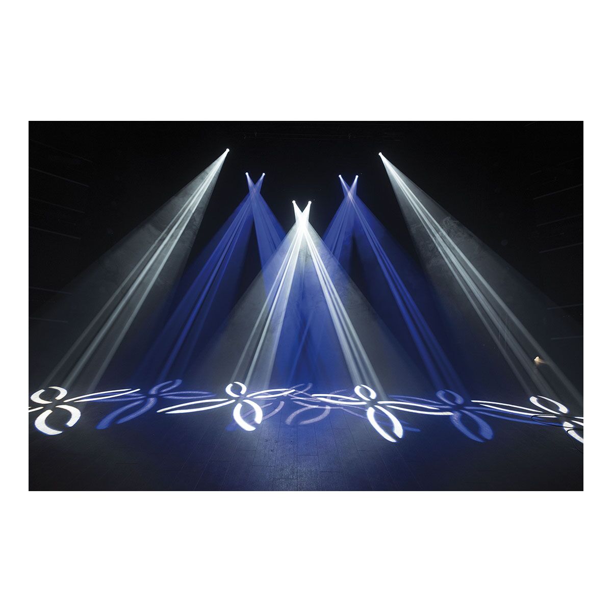 Showtec Phantom 65 Spot wit Showtec Phantom 65 Spot wit