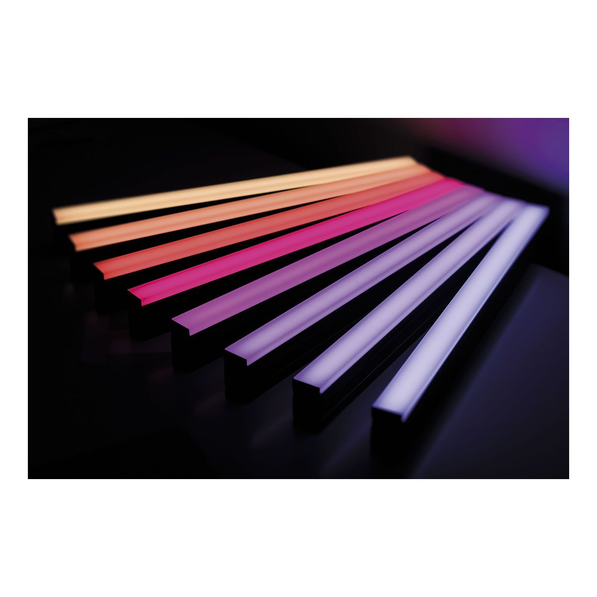 Showtec LED RGB Octostrip MKII Set - 50 cm Showtec LED RGB Octostrip MKII Set - 50 cm