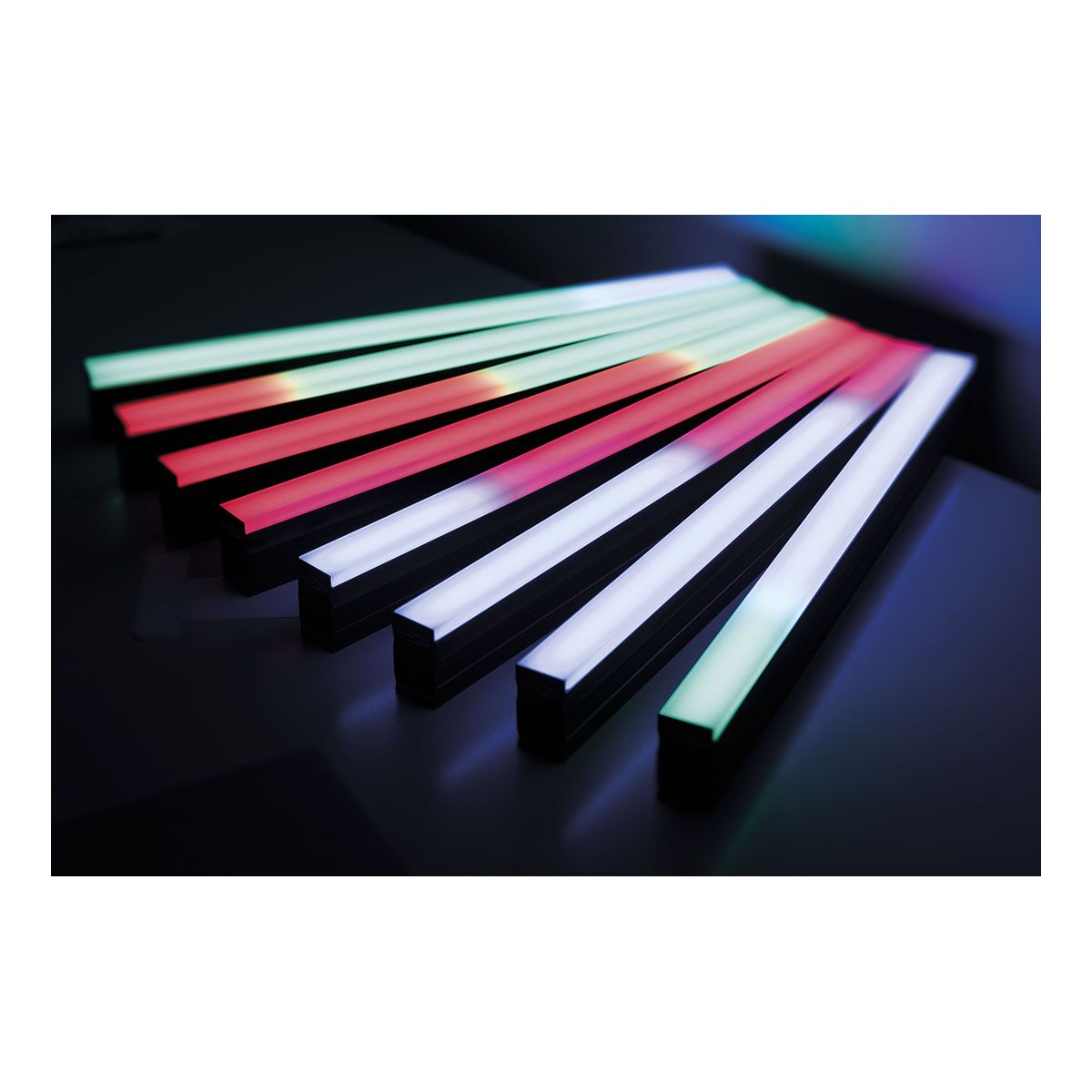Showtec LED RGB Octostrip MKII Set - 50 cm Showtec LED RGB Octostrip MKII Set - 50 cm