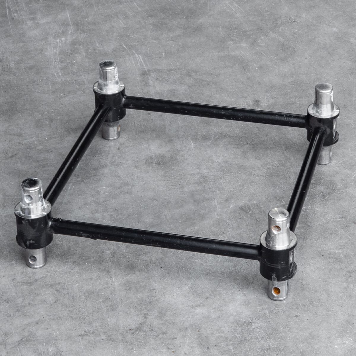 Tweedehands Interal Protruss S41 truss vierkant bracket cm zwart Tweedehands Interal Protruss S41 truss vierkant bracket cm zwart
