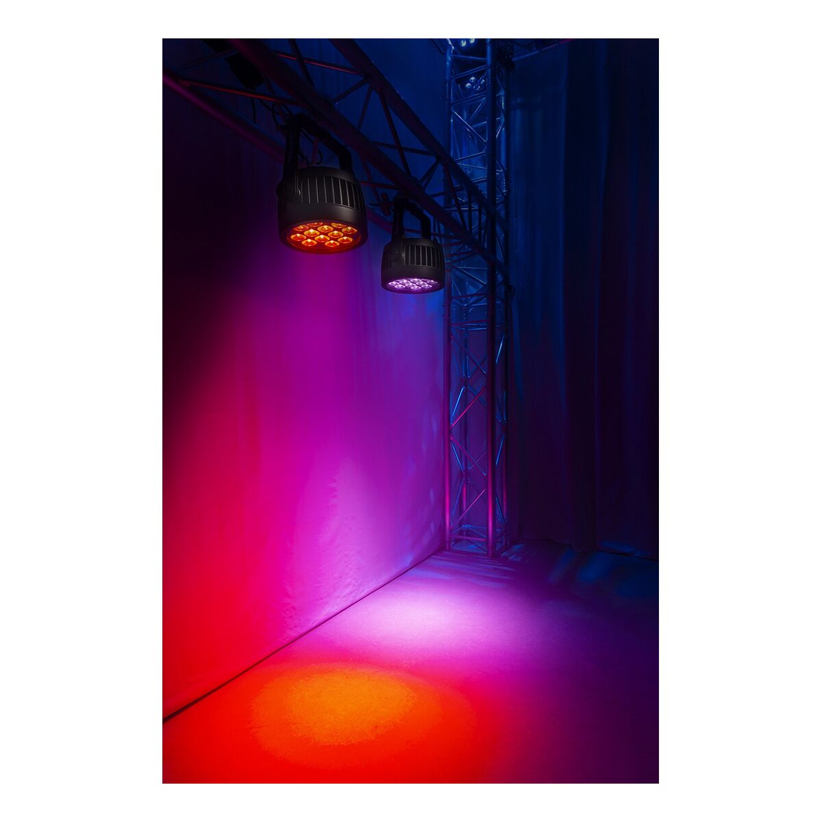 BeamZ Professional BWA534 Aluminium IP65 LED PAR 12x 15W 6-in-1 BeamZ Professional BWA534 Aluminium IP65 LED PAR 12x 15W 6-in-1