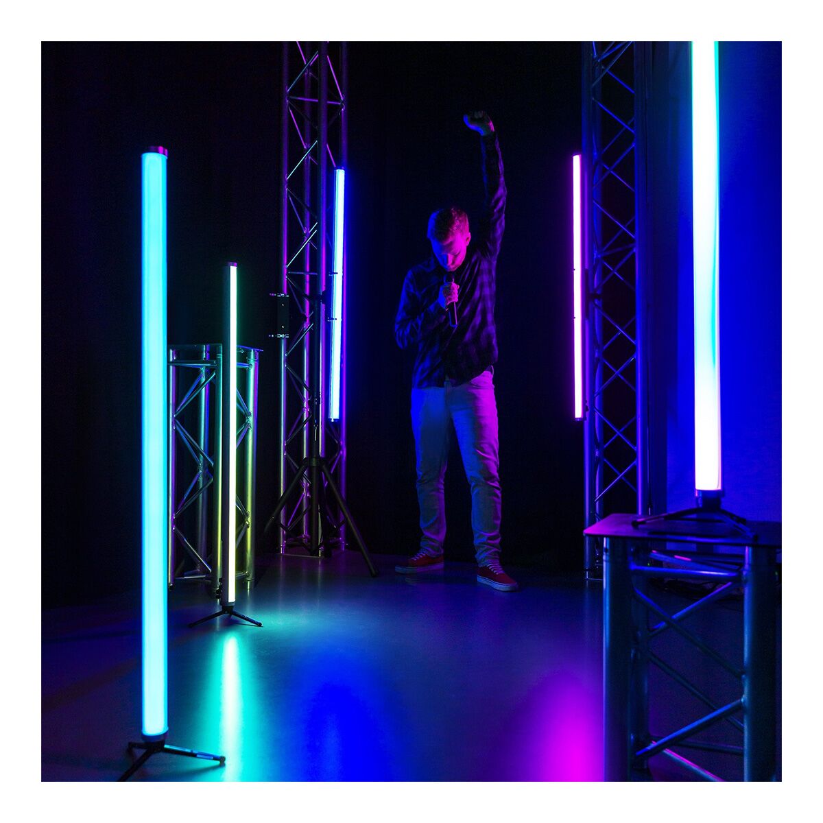 BeamZ Pro Kratos Accu LED Tube Set RGBW - IP65 BeamZ Pro Kratos Accu LED Tube Set RGBW - IP65
