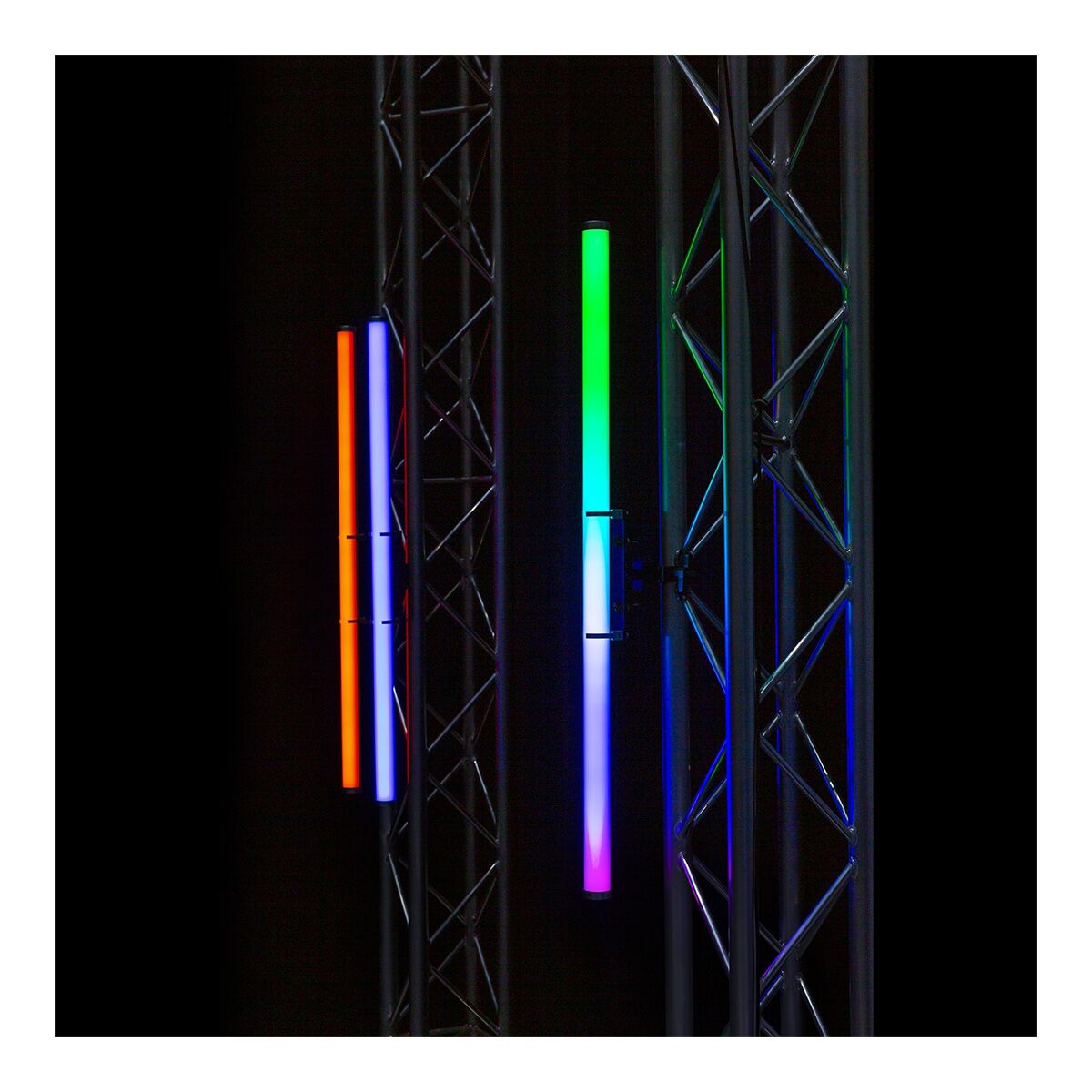 BeamZ Pro Kratos Accu LED Tube Set RGBW - IP65 BeamZ Pro Kratos Accu LED Tube Set RGBW - IP65