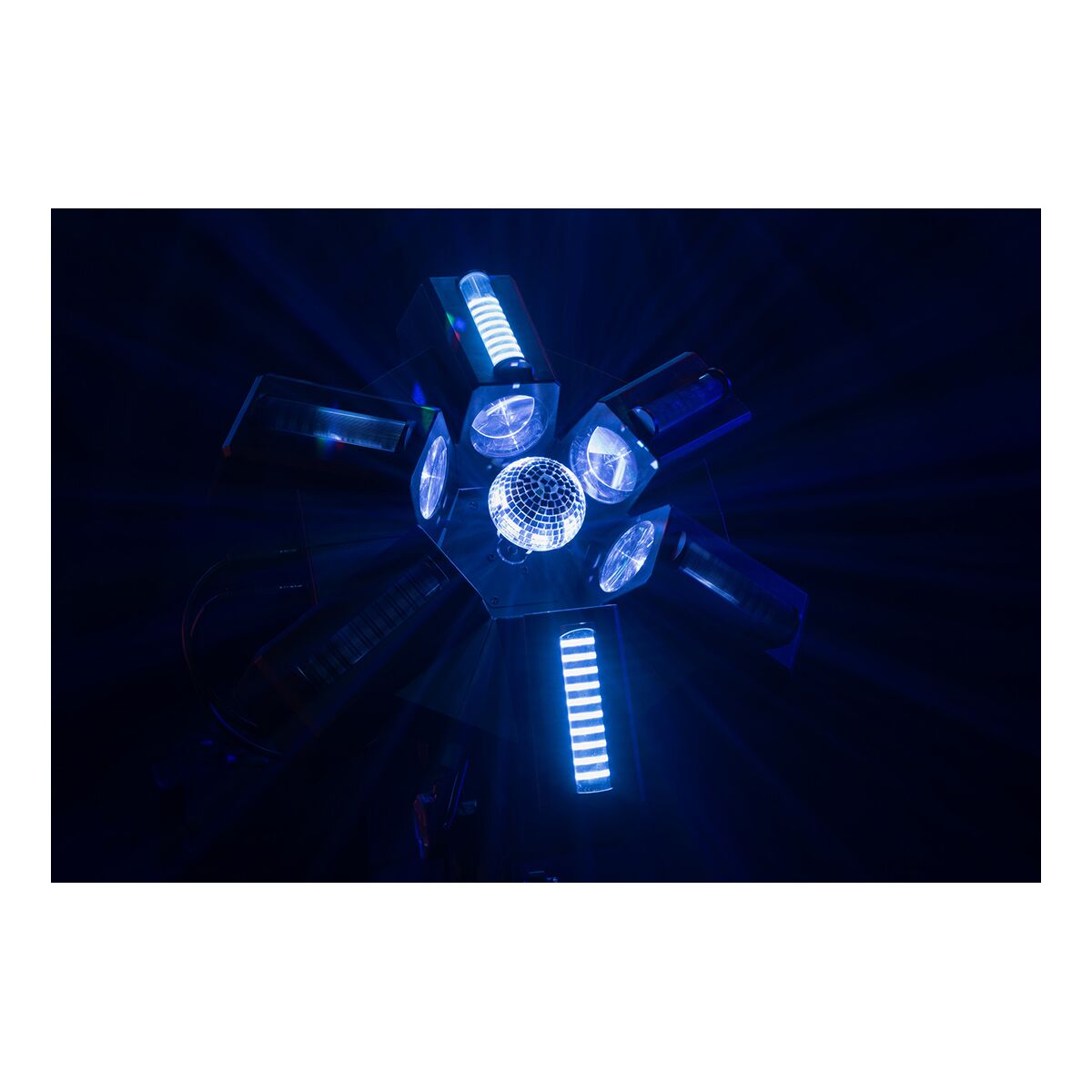 Showtec Typhoon 640 6x RGBW LED-spiegelboleffect Showtec Typhoon 640 6x RGBW LED-spiegelboleffect