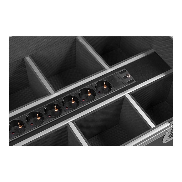 BeamZ FCC9 Flightcase voor 8x BBP9 Series Uplights BeamZ FCC9 Flightcase voor 8x BBP9 Series Uplights