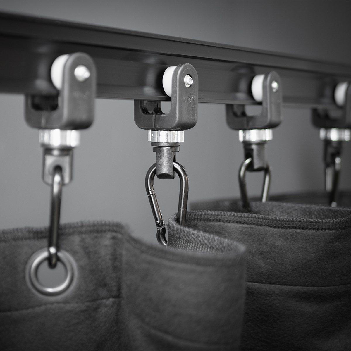 WENTEX® Eurotrack - Gordijnrail lengte 200cm zwart WENTEX® Eurotrack - Gordijnrail lengte 200cm zwart