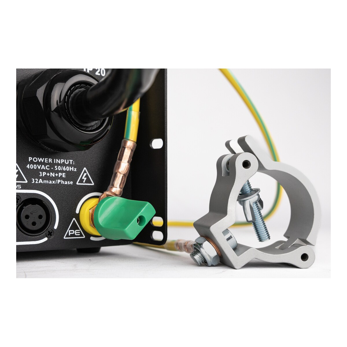 Showgear PowerCore aardingskabel 5,0 m, 25 mm² met 2x M10 kabelogen Showgear PowerCore aardingskabel 5,0 m, 25 mm² met 2x M10 kabelogen