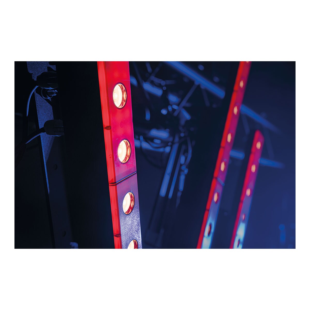 Showtec Razor Blaze 12 blinder - RGB / WW Showtec Razor Blaze 12 blinder - RGB / WW