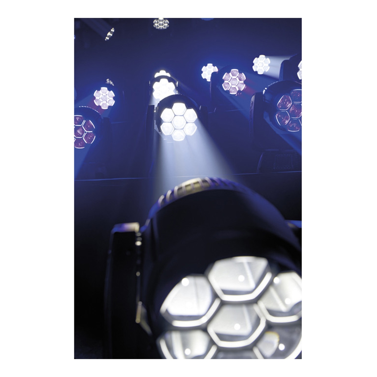 Infinity iW-741 RDM RGBW Wash - 5-pin DMX Infinity iW-741 RDM RGBW Wash - 5-pin DMX