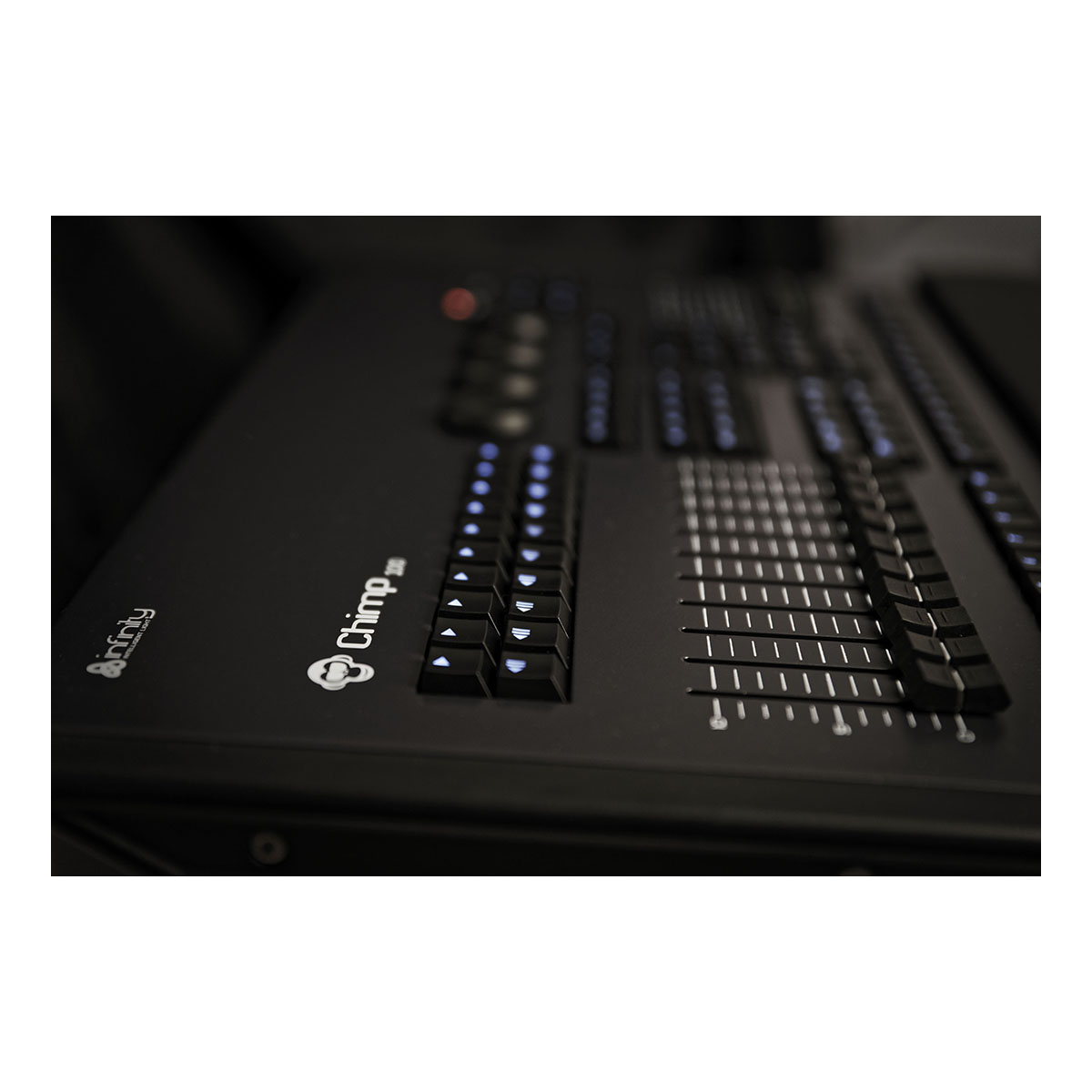 Infinity Chimp 100.G2 - 2 universe DMX console Infinity Chimp 100.G2 - 2 universe DMX console