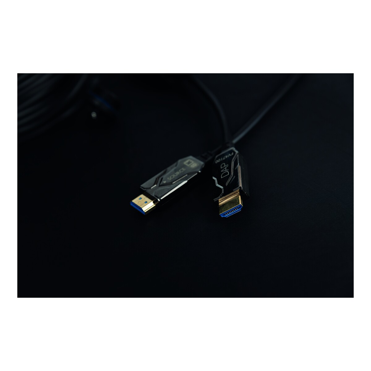 DAP Armoured HDMI 2.1 AOC 8K Fibre Cable 100 m - Gepantserd - verguld DAP Armoured HDMI 2.1 AOC 8K Fibre Cable 100 m - Gepantserd - verguld