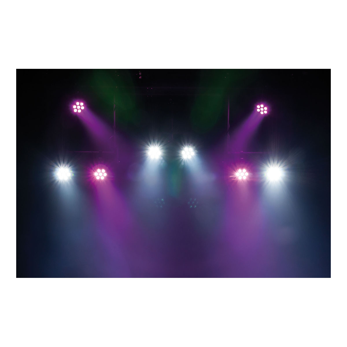 Showtec Compact Par 7/4 Q4 RGBW Showtec Compact Par 7/4 Q4 RGBW