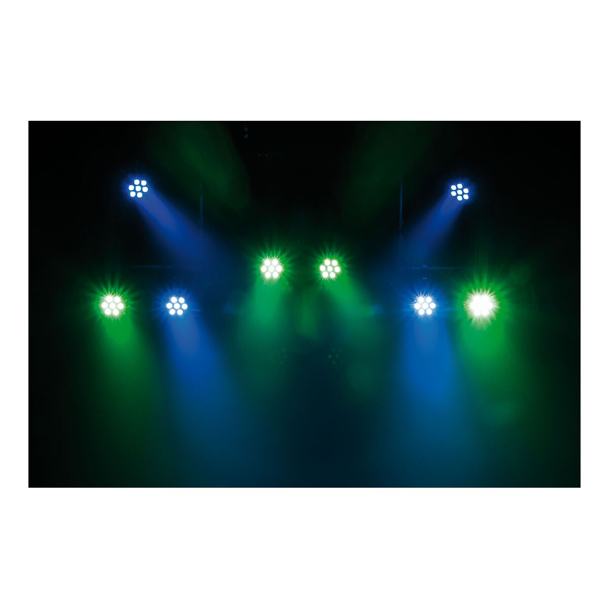 Showtec Compact Par 7/4 Q4 RGBW Showtec Compact Par 7/4 Q4 RGBW